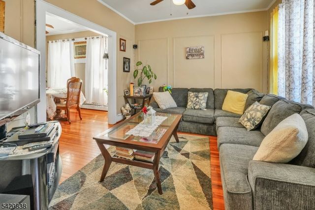 752 S Broad St, Elizabeth City, NJ 07202