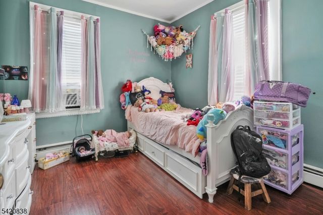 752 S Broad St, Elizabeth City, NJ 07202
