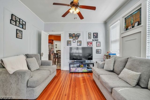 752 S Broad St, Elizabeth City, NJ 07202