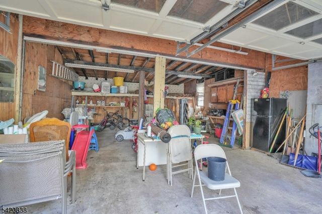 752 S Broad St, Elizabeth City, NJ 07202