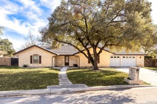 614 Moorside, Windcrest, TX 78239