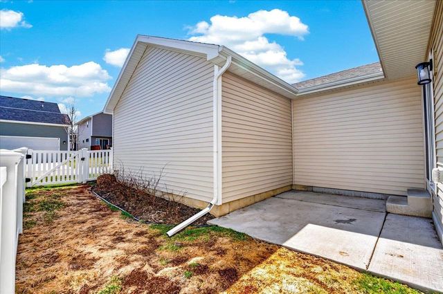 1231 Early Twilight Way, Verona, WI 53593