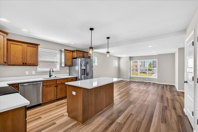 1231 Early Twilight Way, Verona, WI 53593