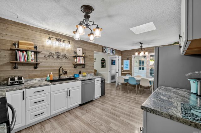 9 White Oak Drive, Conway, AR 72034