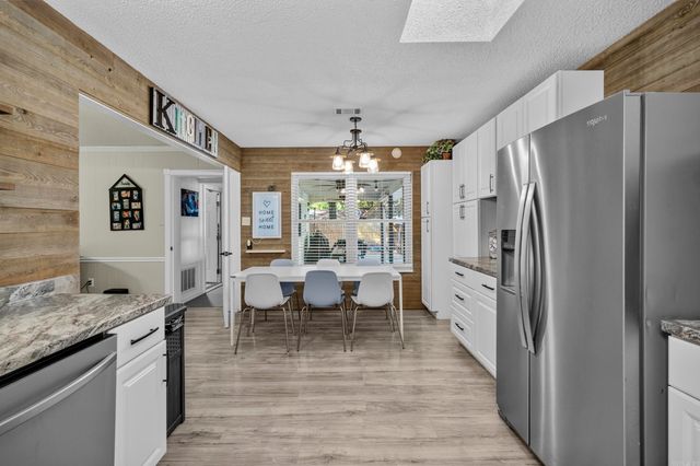 9 White Oak Drive, Conway, AR 72034