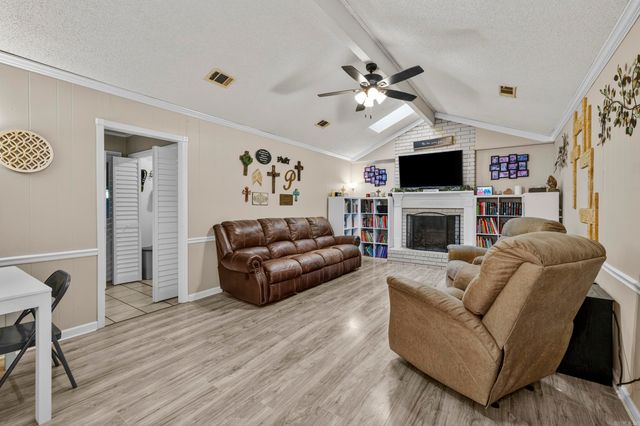 9 White Oak Drive, Conway, AR 72034