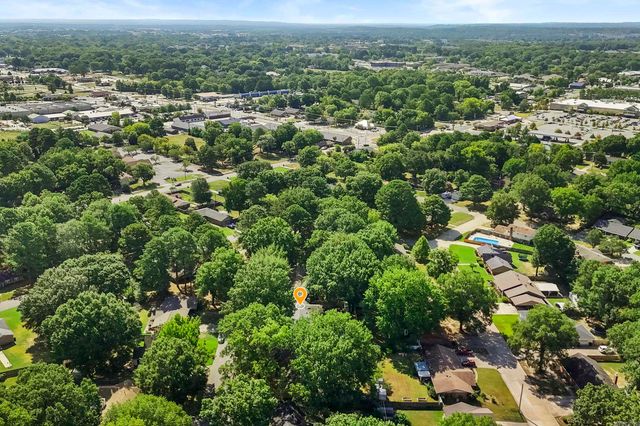 9 White Oak Drive, Conway, AR 72034
