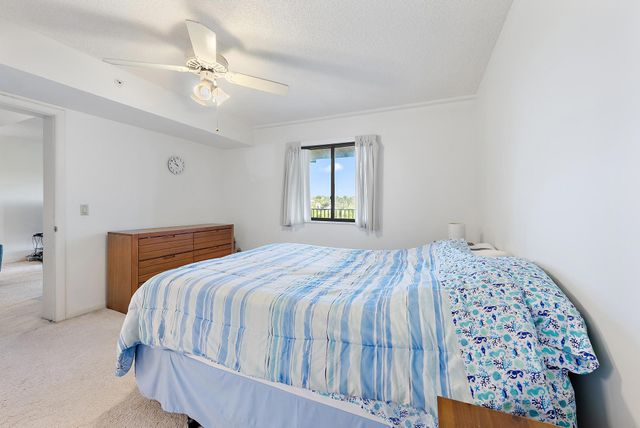 1701 Marina Isle Way 202, Jupiter, FL 33477