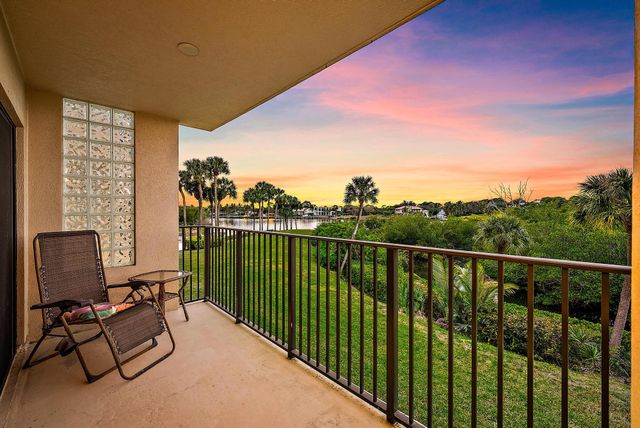 1701 Marina Isle Way 202, Jupiter, FL 33477
