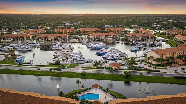 1701 Marina Isle Way 202, Jupiter, FL 33477