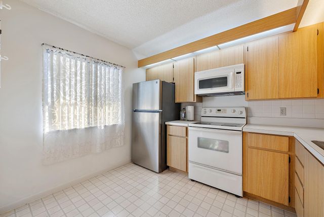 1701 Marina Isle Way 202, Jupiter, FL 33477