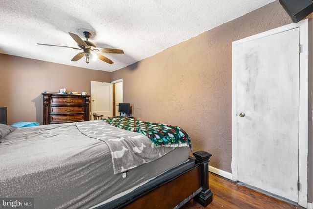 516 S BROADWAY, Gloucester City, NJ 08030