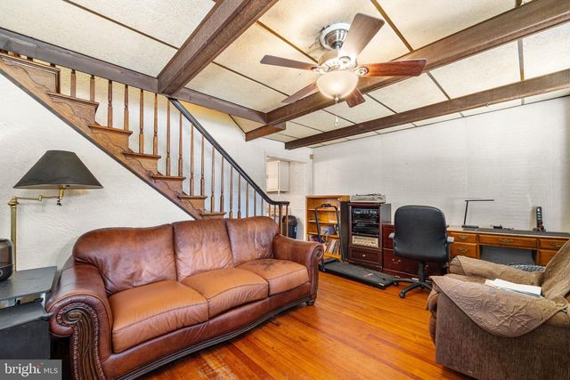 516 S BROADWAY, Gloucester City, NJ 08030