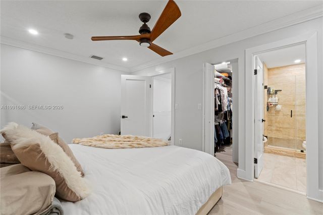 10908 NW 7th St 403, Miami, FL 33172