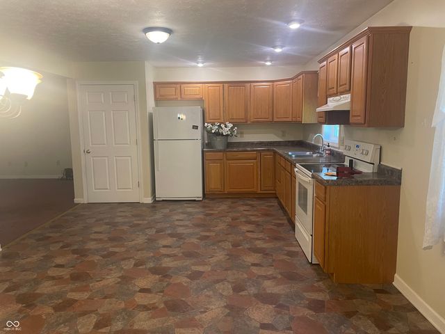 9741 Cooper Road, Gosport, IN 47433