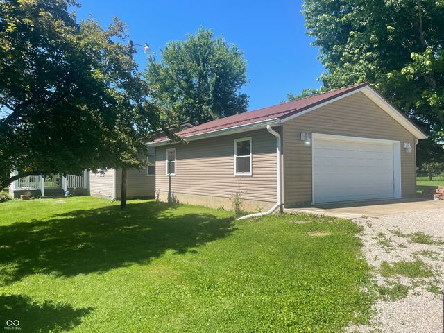9741 Cooper Road, Gosport, IN 47433