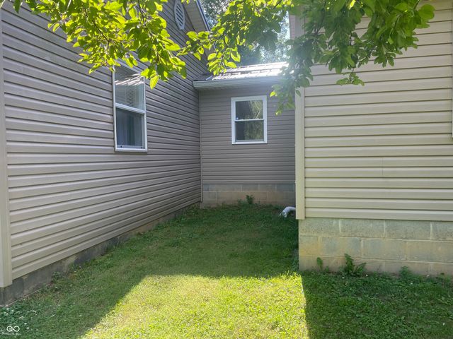 9741 Cooper Road, Gosport, IN 47433