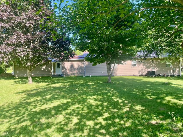 9741 Cooper Road, Gosport, IN 47433