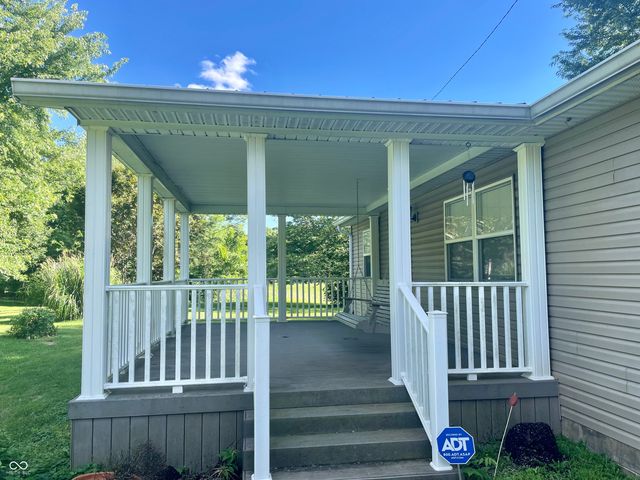 9741 Cooper Road, Gosport, IN 47433