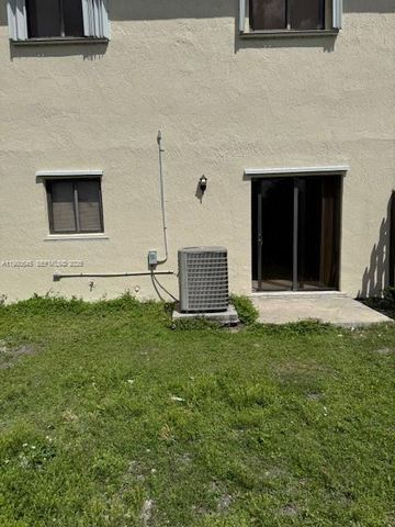 28107 SW 143rd Ct 28107, Homestead, FL 33033