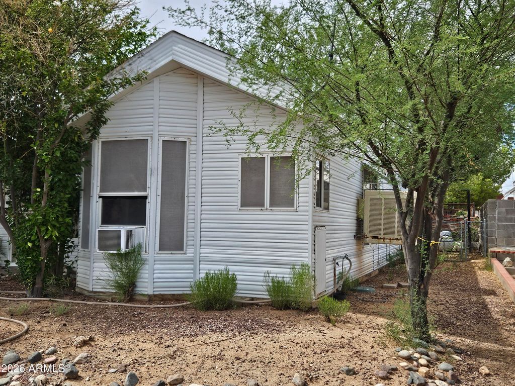 21312 W SHALAKO Lane, Congress, AZ 85332 — photo 2
