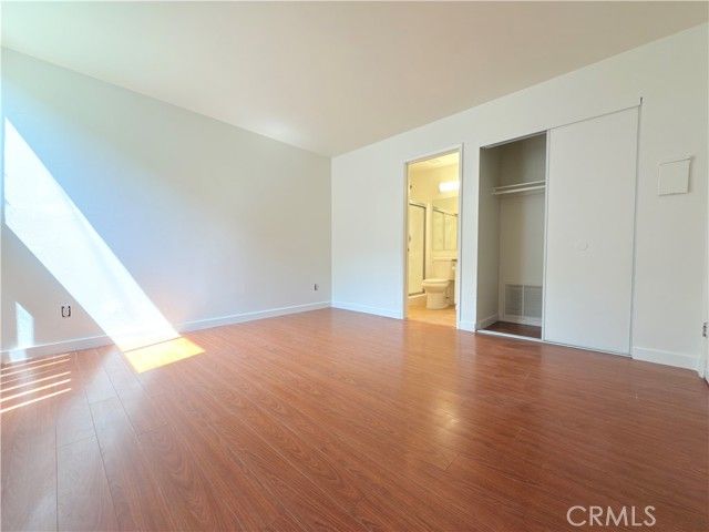 8601 International Avenue 179, Canoga Park (los Angeles), CA 91304