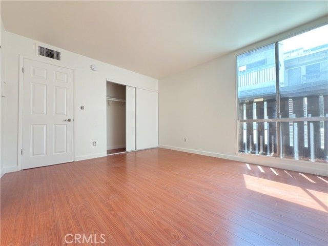 8601 International Avenue 179, Canoga Park (los Angeles), CA 91304