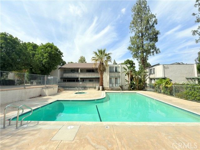 8601 International Avenue 179, Canoga Park (los Angeles), CA 91304