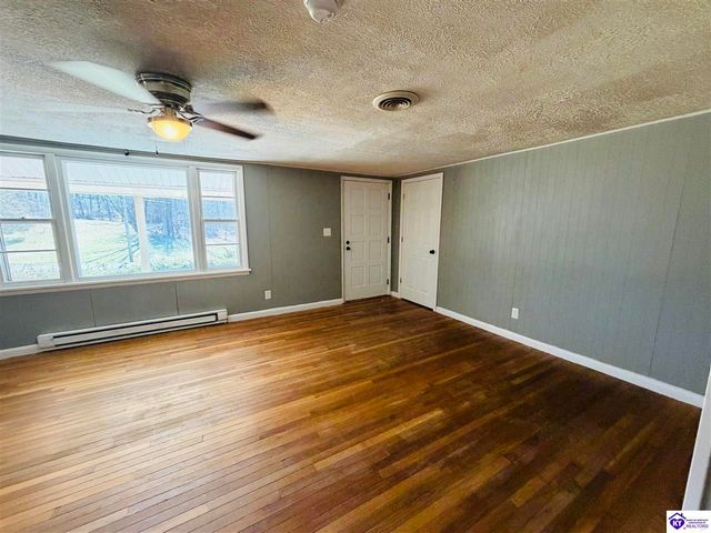 717 Chandler Avenue, Radcliff, KY 40160