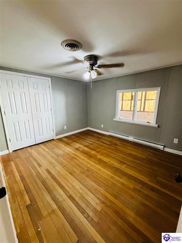 717 Chandler Avenue, Radcliff, KY 40160