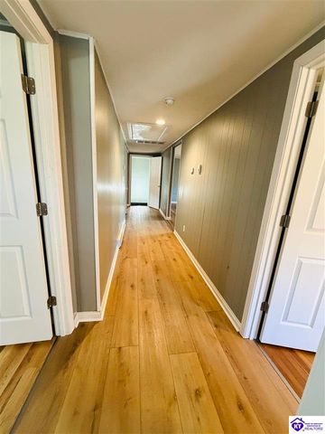 717 Chandler Avenue, Radcliff, KY 40160