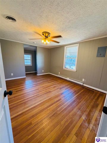 717 Chandler Avenue, Radcliff, KY 40160