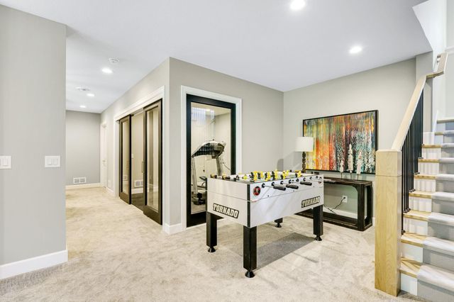 3941 White Oak Lane, Chanhassen, MN 55331