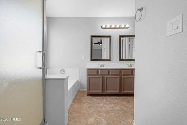 980 E GARY Drive, Chandler, AZ 85225