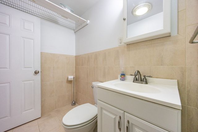 354 Market St 9, Boston, MA 02135