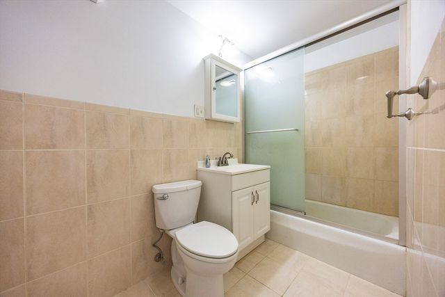 354 Market St 9, Boston, MA 02135