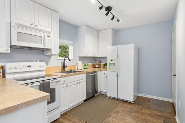 2668 Sawmill Reserve Drive, Powell, OH 43065
