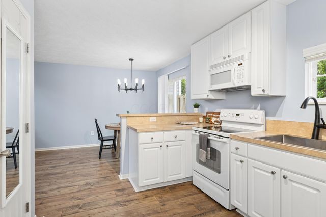2668 Sawmill Reserve Drive, Powell, OH 43065