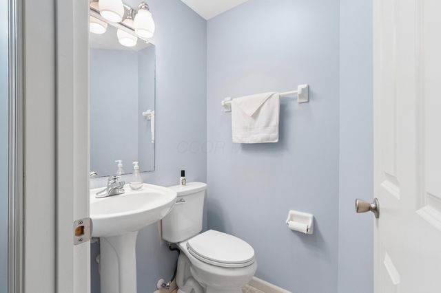 2668 Sawmill Reserve Drive, Powell, OH 43065