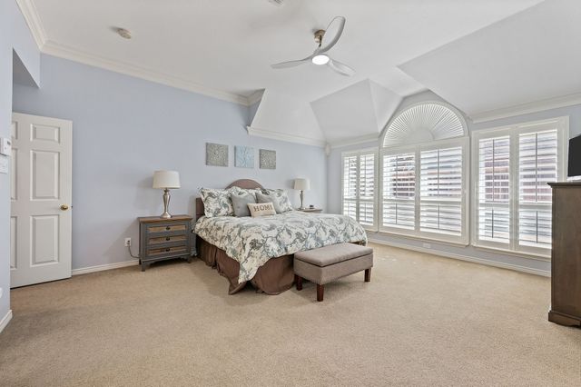 8608 Twisted Oaks Way, North Richland Hills, TX 76182