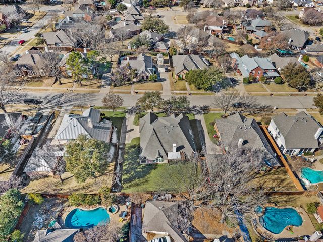 8608 Twisted Oaks Way, North Richland Hills, TX 76182