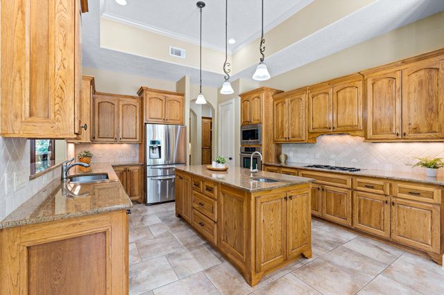 4607 Westerdale Drive, Fulshear, TX 77441
