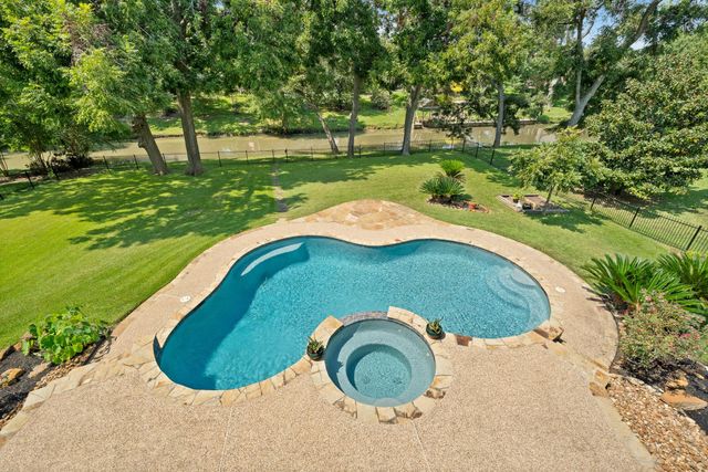 4607 Westerdale Drive, Fulshear, TX 77441
