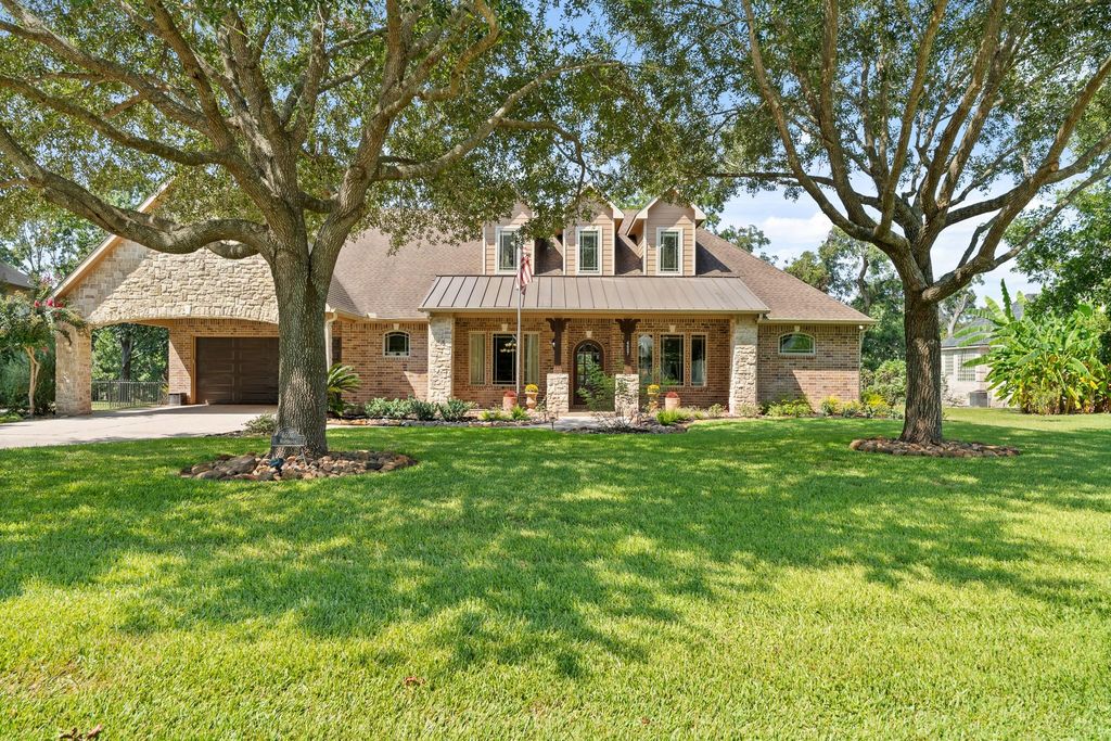 4607 Westerdale Drive, Fulshear, TX 77441