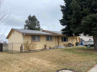 1320 N 2nd E, Mountain Home, ID 83647