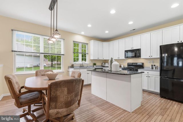 35 ZINNIA WAY, Langhorne, PA 19047