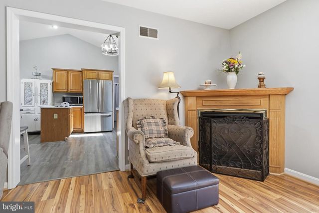 110 PICKERING LN, Nottingham, PA 19362