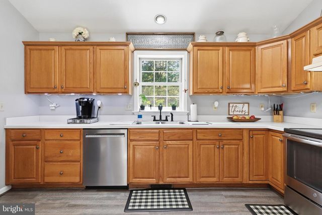 110 PICKERING LN, Nottingham, PA 19362