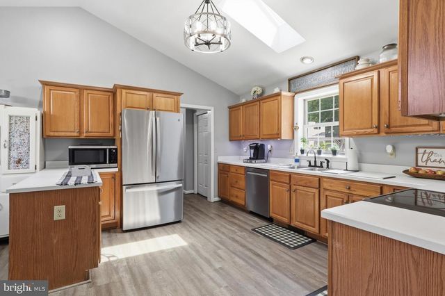 110 PICKERING LN, Nottingham, PA 19362