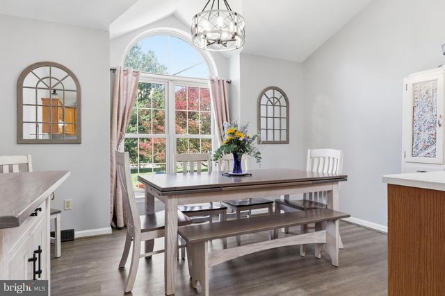 110 PICKERING LN, Nottingham, PA 19362